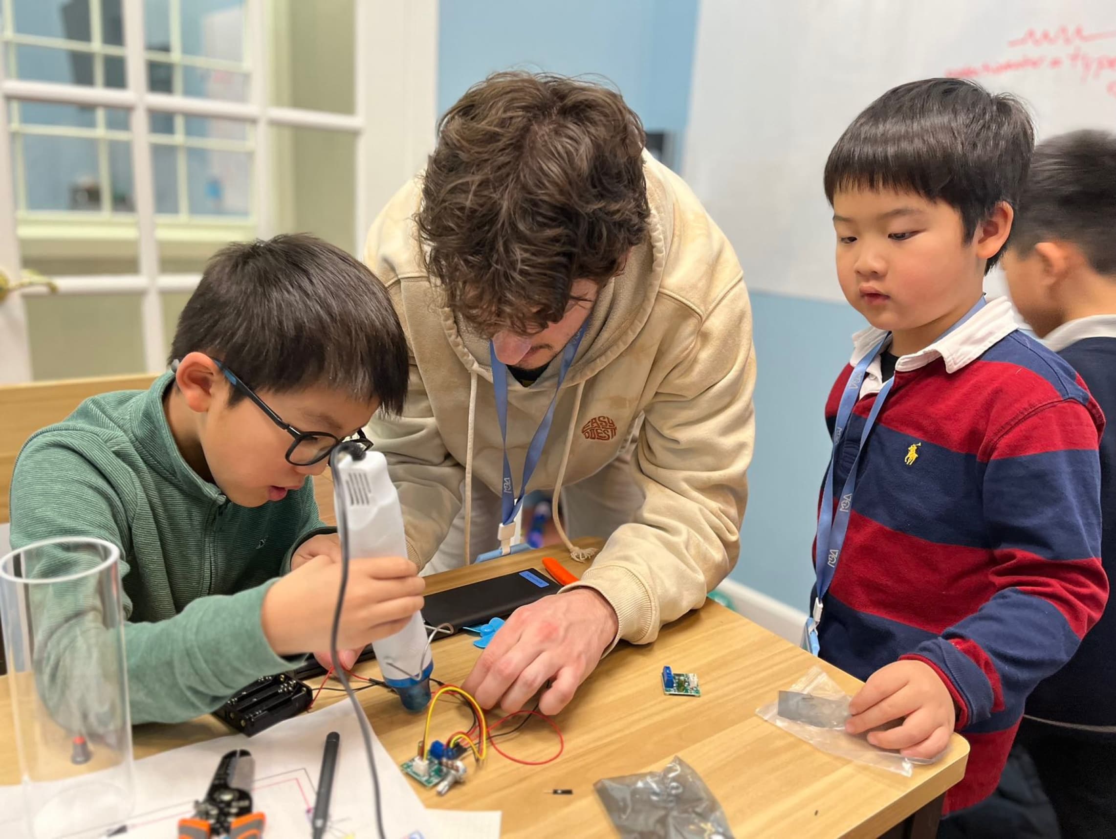 EP Level 4 engineering class for kids in Boston